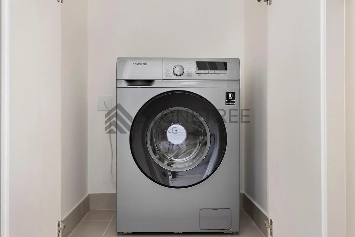 Cozy 1Br At Collective Tower 1 Near Hills Mall Дубай