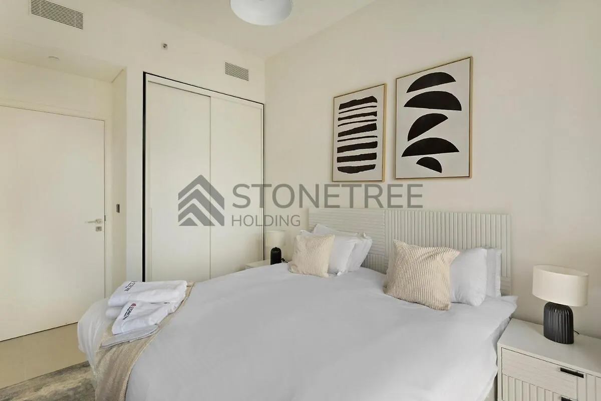 Cozy 1Br At Collective Tower 1 Near Hills Mall Dubai Apartment